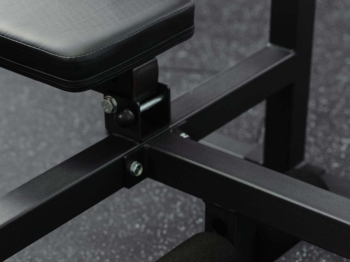 Chest Press Bench, Adjustable Flat Incline Bench Press with Independent Converging Arms, Chest Press Machine